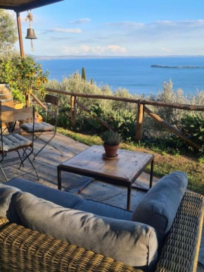 Chalet Montecucco with lake view and jacuzzi Gardone Riviera